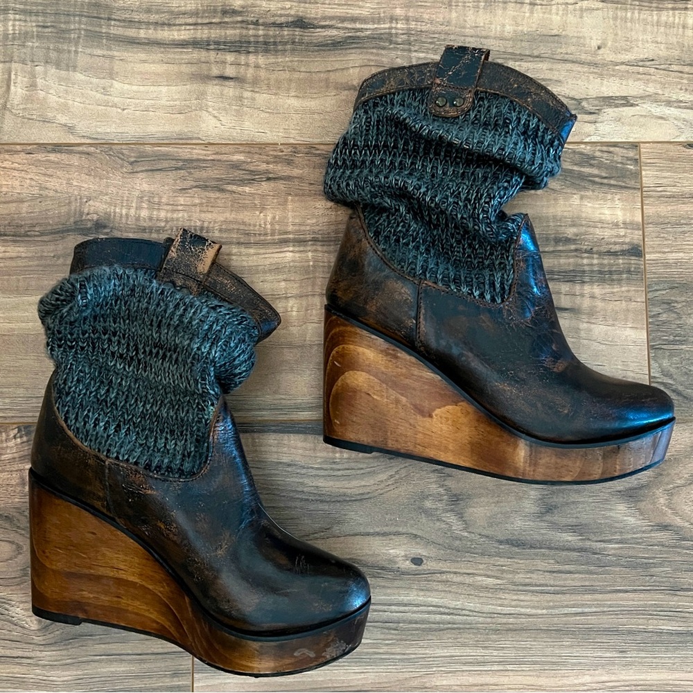 BedStu Distressed Slouch Leather Wedge Boots